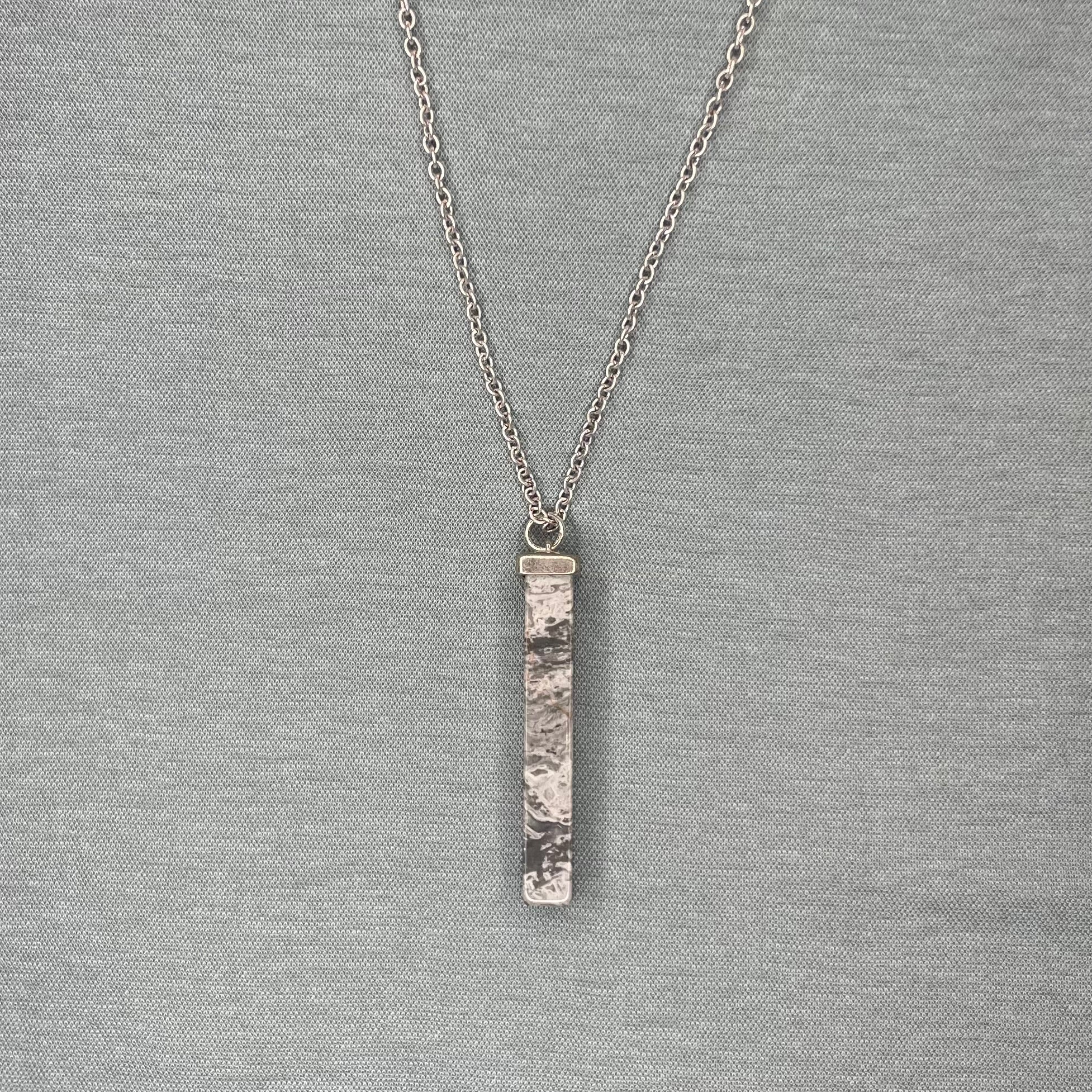 Necklace - Marbled Stone Bar Silver & Grey