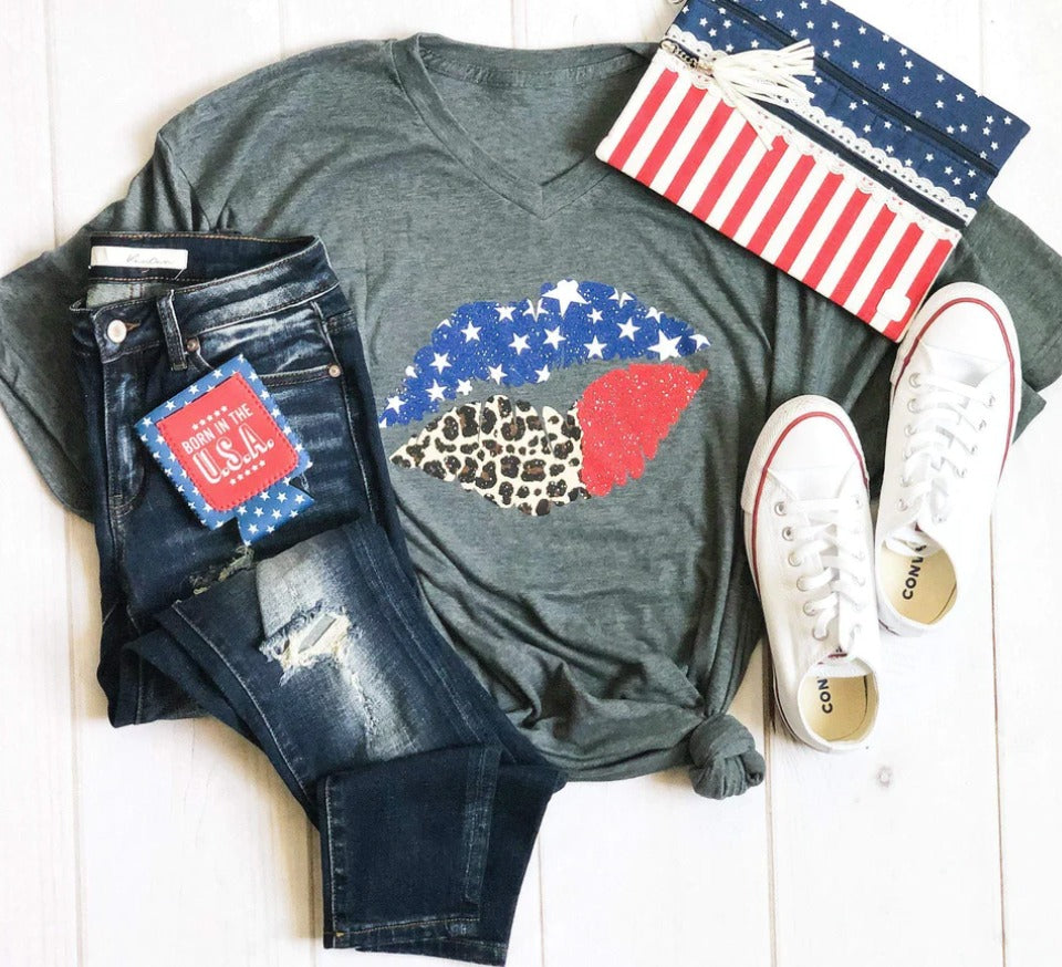 Graphic Tee - Star Spangled Leopard Lips