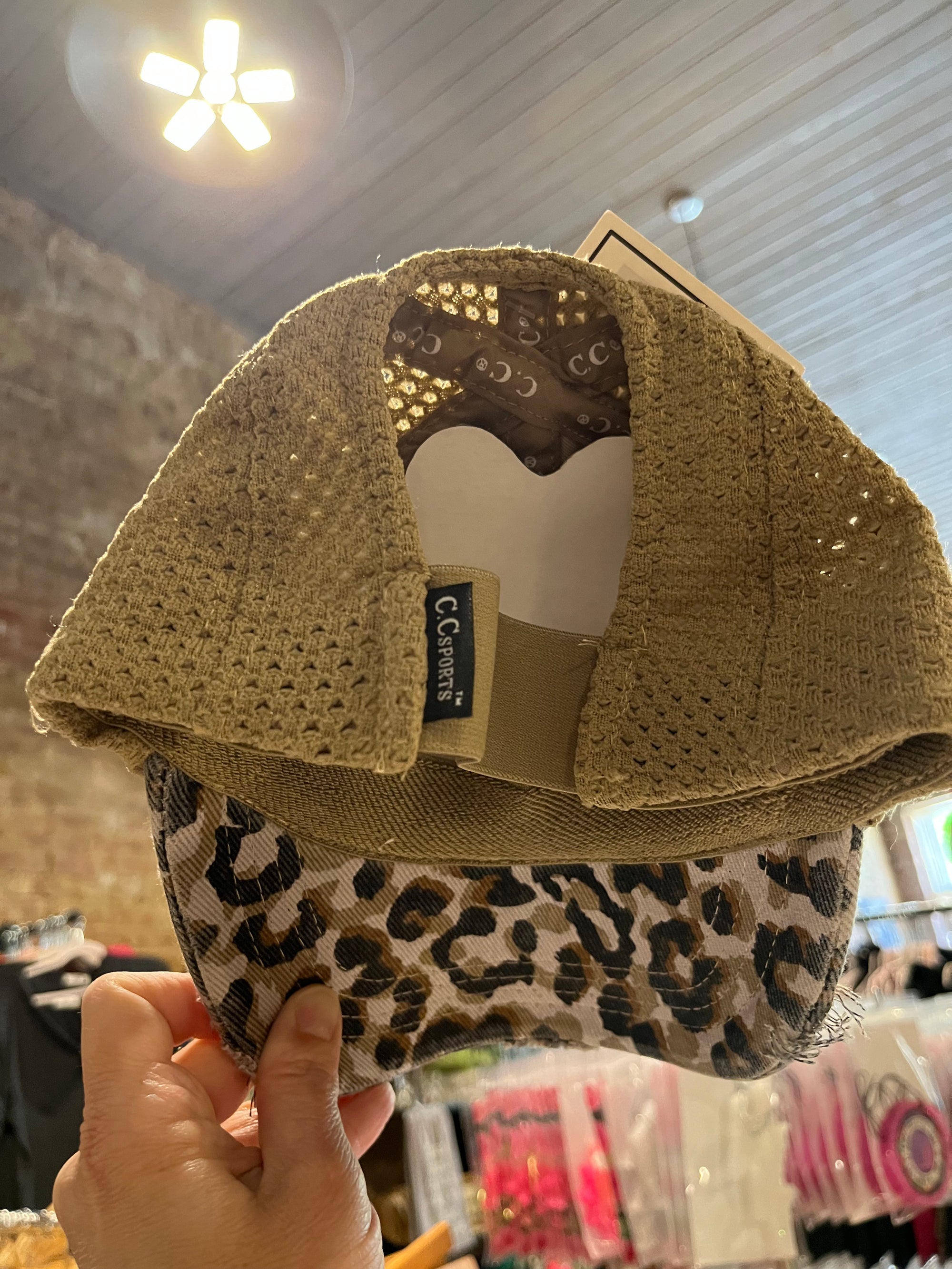 Hat - Leopard Ponycap