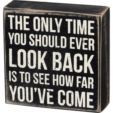 Box Sign - Look Back