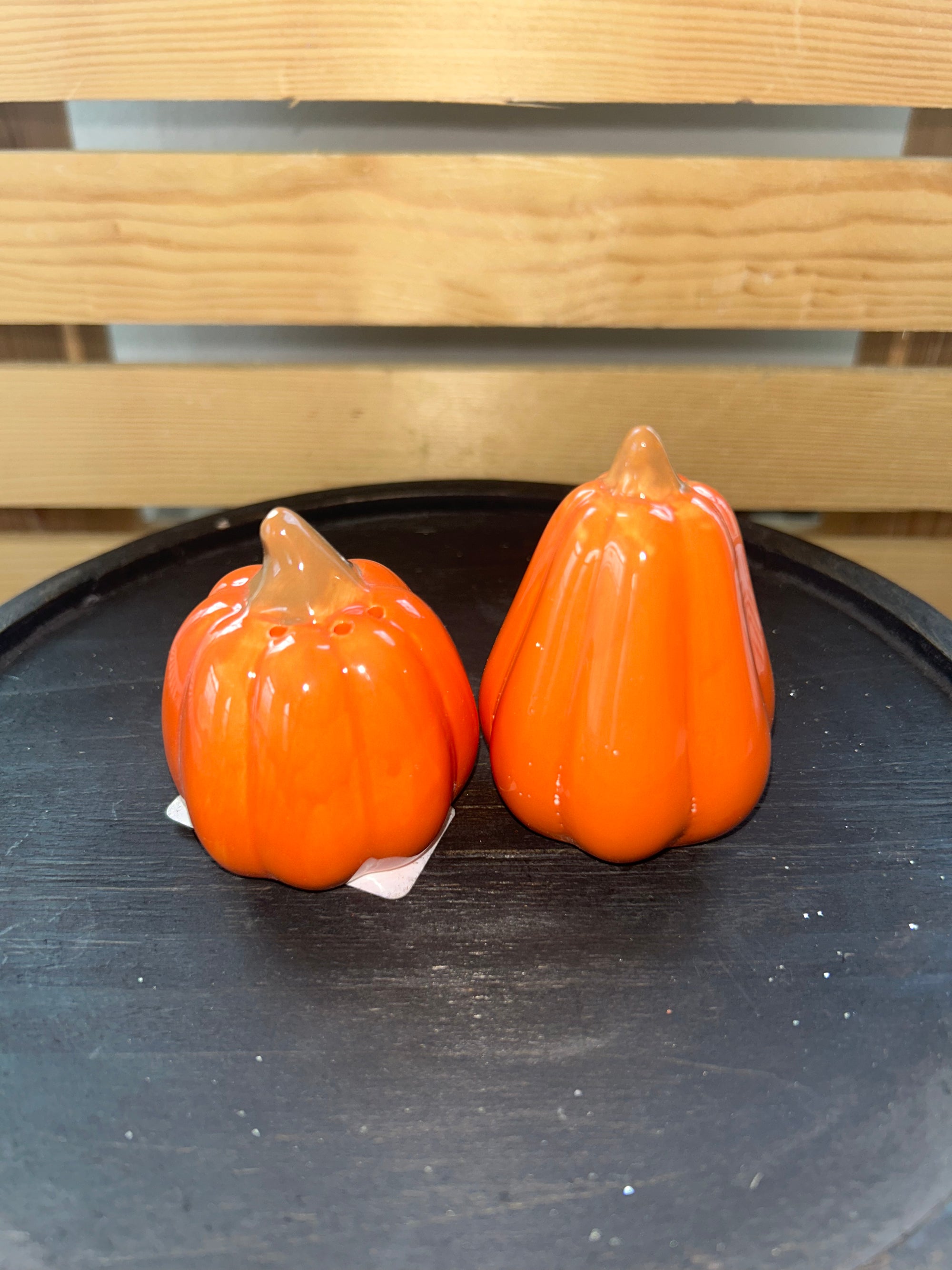 Salt & Pepper Shakers - Orange Pumpkins