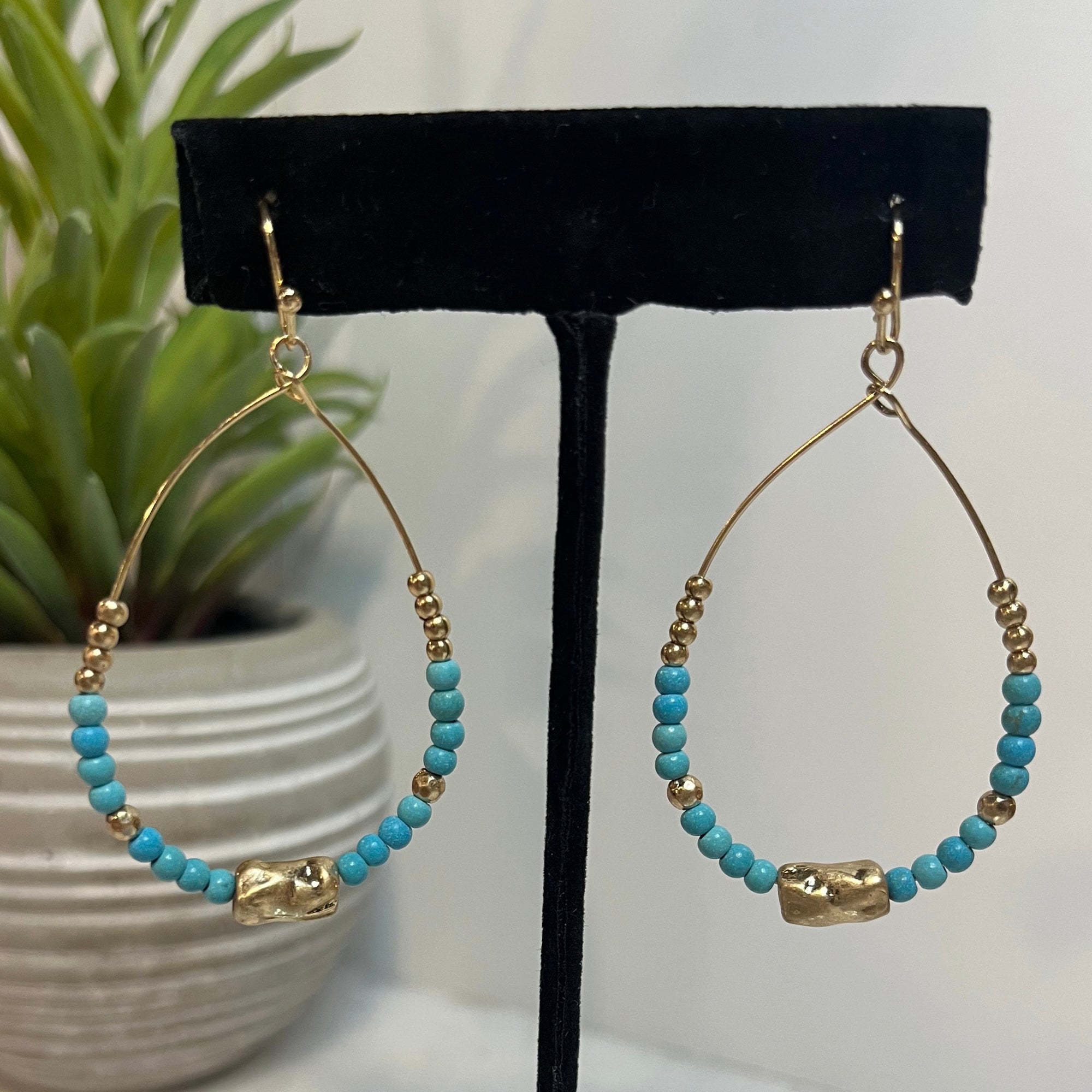 Earrings - Beaded Beauty Turquoise