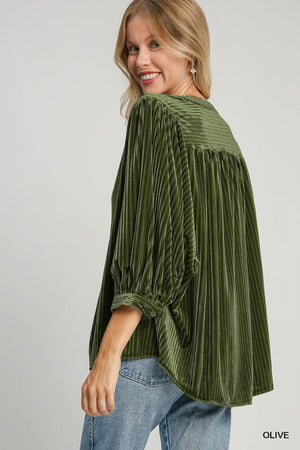 Umgee Lifeline of Love Velvet Top - Olive Green