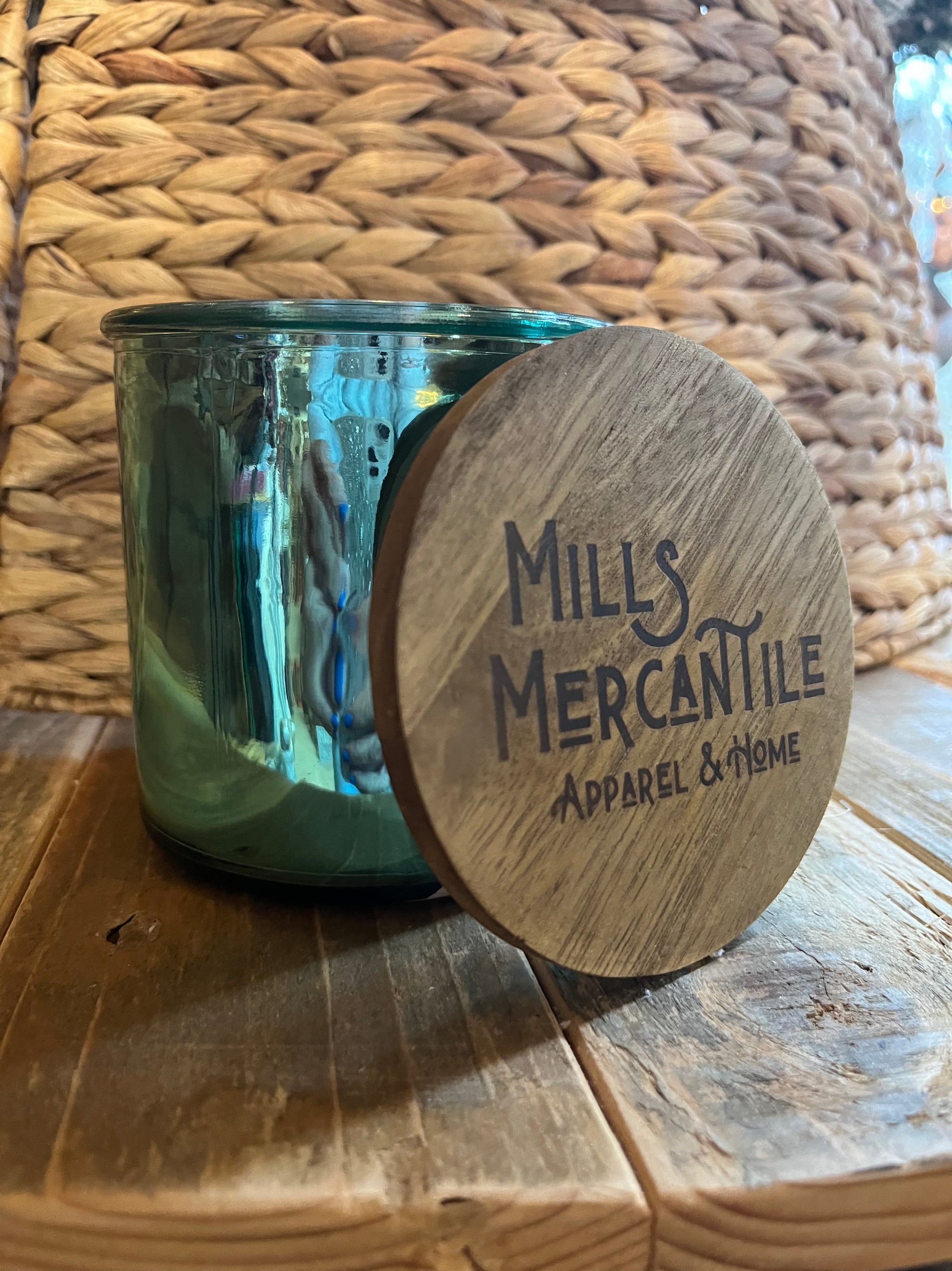 Mills Mercantile Candle - Holiday No. 11 Scent