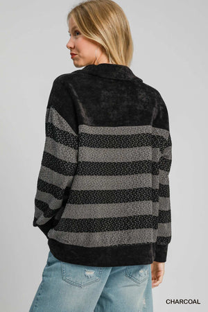 Umgee My Favorite Thing Half Zip Top - Black/Grey