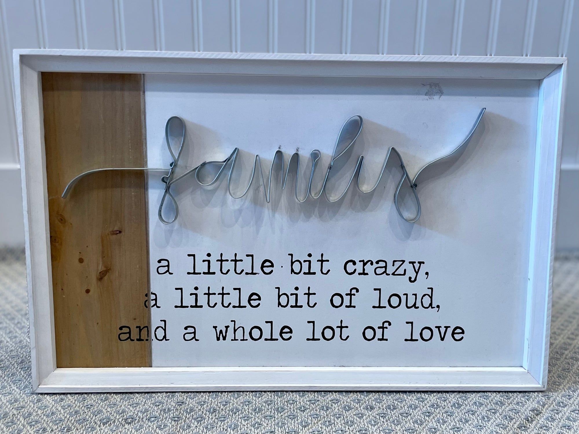 Inset Sign - Crazy Family 3D