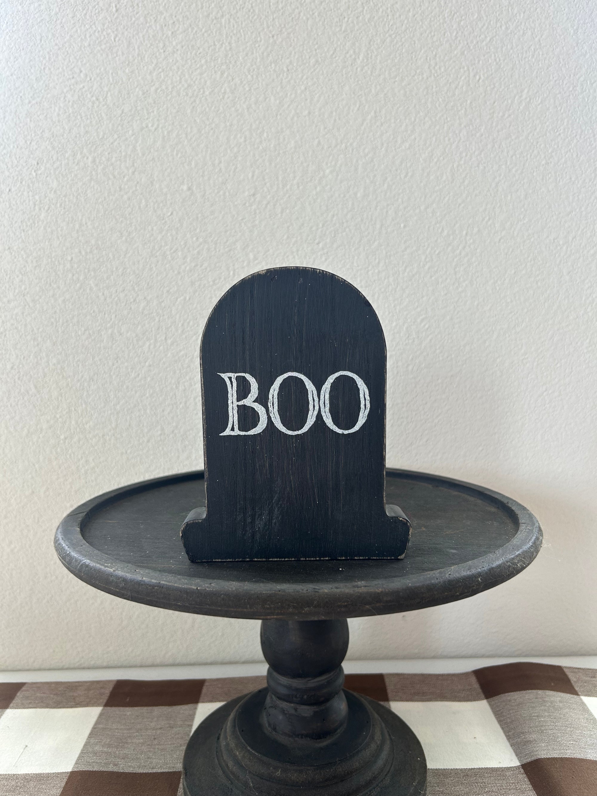 Boo Tombstone Sitter
