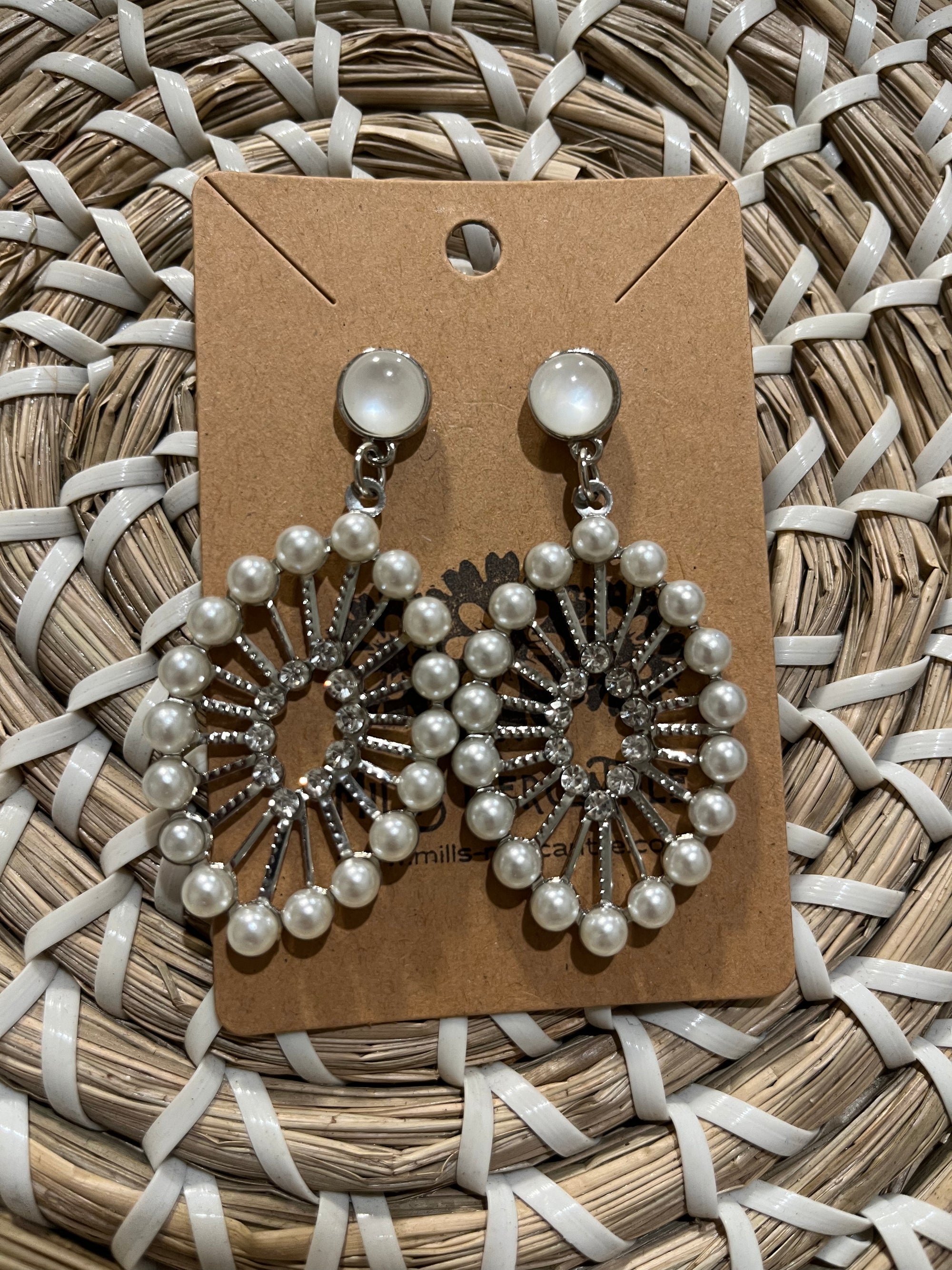 Earrings - Pearls Please