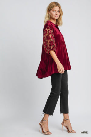 Umgee Burgundy Blooms Velvet Top