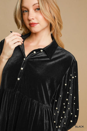 Umgee Make it Last Velvet Pearl Tunic Top - Black