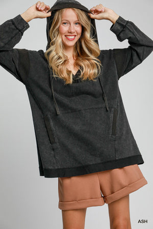 Umgee Outrun the Wind French Terry Tunic - Black