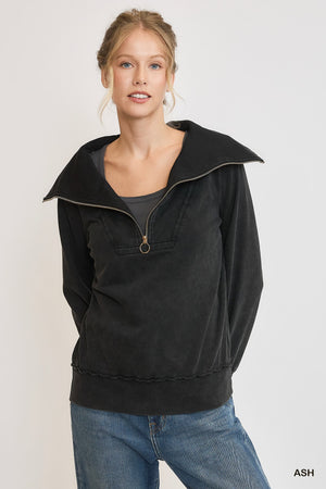 Umgee Everyday Discovery Half Zip Top - Ash Black