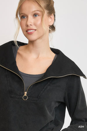 Umgee Everyday Discovery Half Zip Top - Ash Black