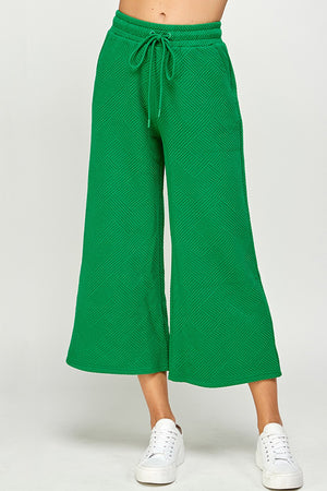 Between the Lines Set - Cropped Pants - Kelly Green - See and Be Seen