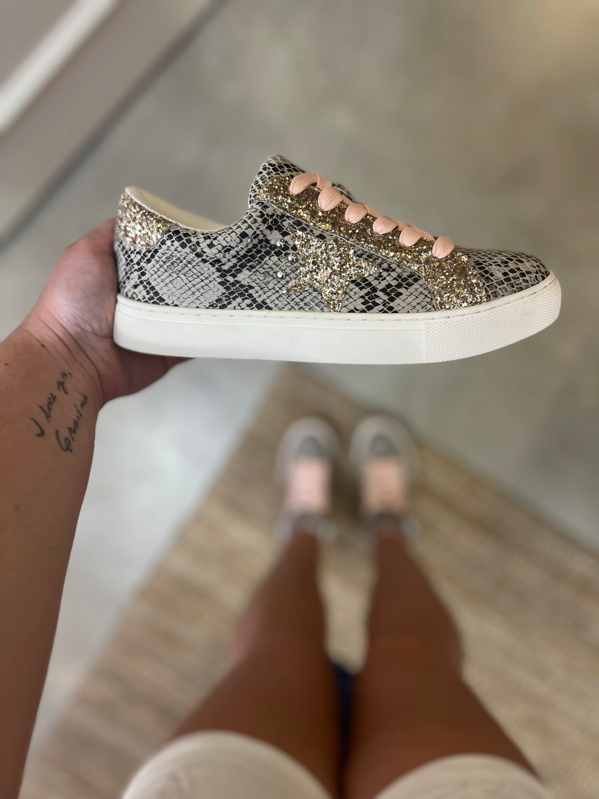 Supernova sneakers 2024