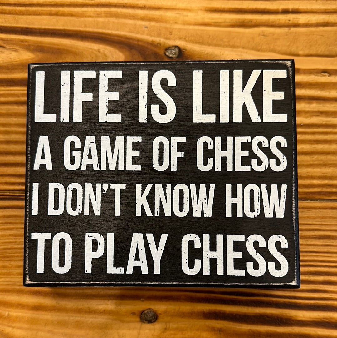 Box Sign - Play Chess